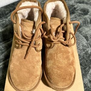 Uggs Neumal boots